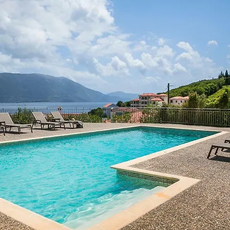 Martini Waterfront Tatil Evi *