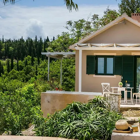 Martini Waterfront Holiday home *